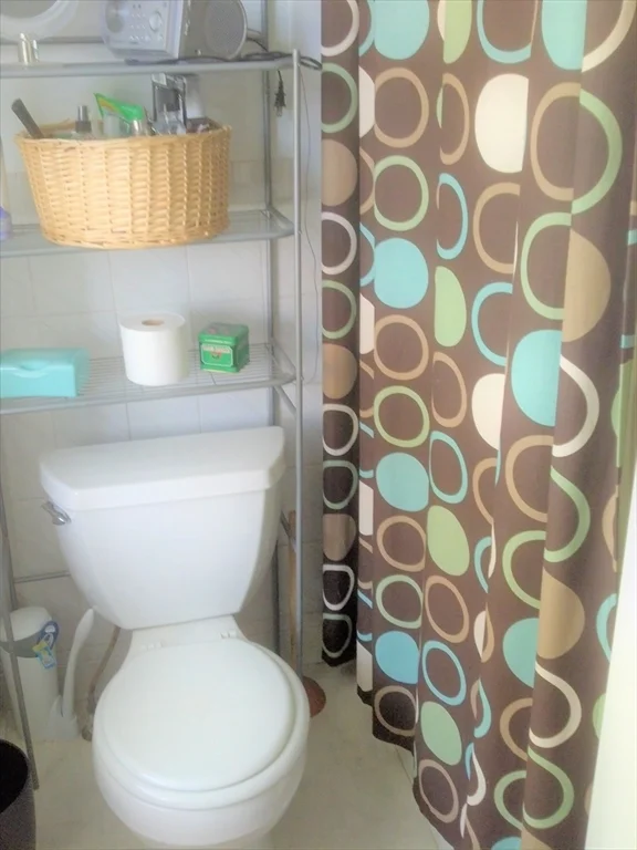 2 bed, 1 bath apartment for rent at 22 Armington St Unit R, Allston — photo 7 of 8