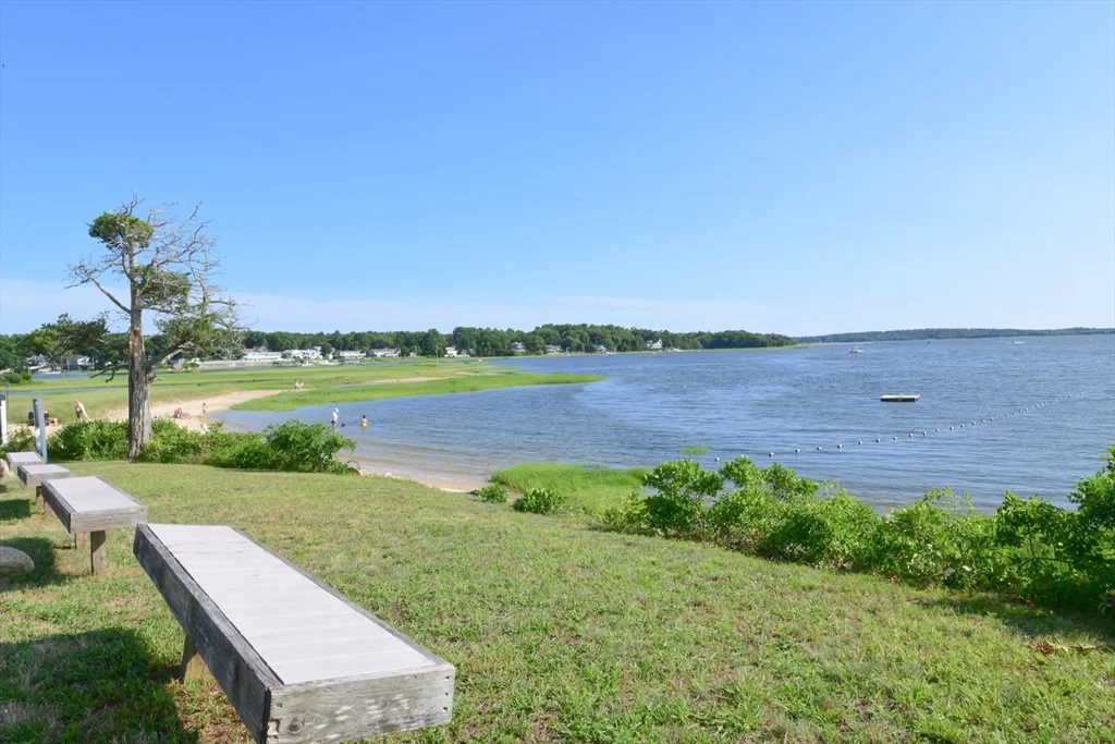 3 bed, 2 bath apartment for rent at 22 Ash St, Parkwood Beach — photo 39 of 42