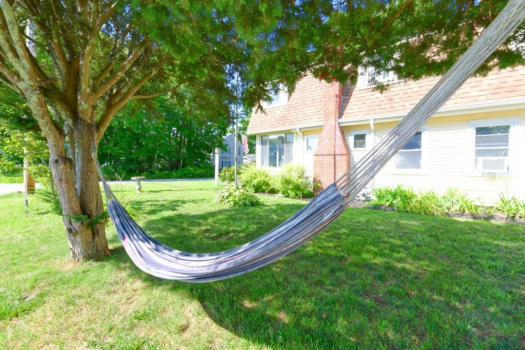 3 bed, 2 bath apartment for rent at 22 Ash St, Parkwood Beach — photo 4 of 42