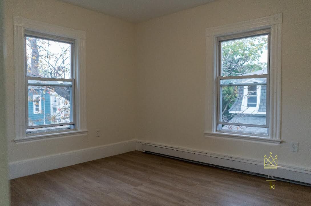 7 bed, 3 bath apartment for rent at 22 Ashford St Unit 1, Allston — photo 9 of 25