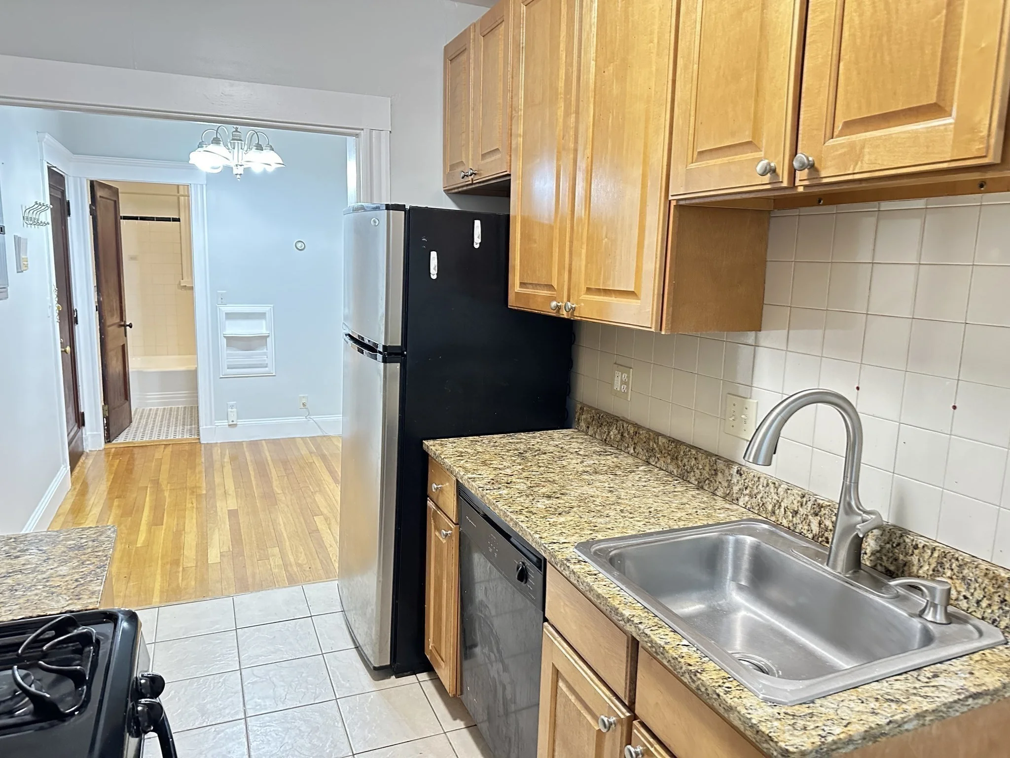 1 bed, 1 bath apartment for rent at 22 Atlantic Unit 7, Lynn — photo 7 of 20
