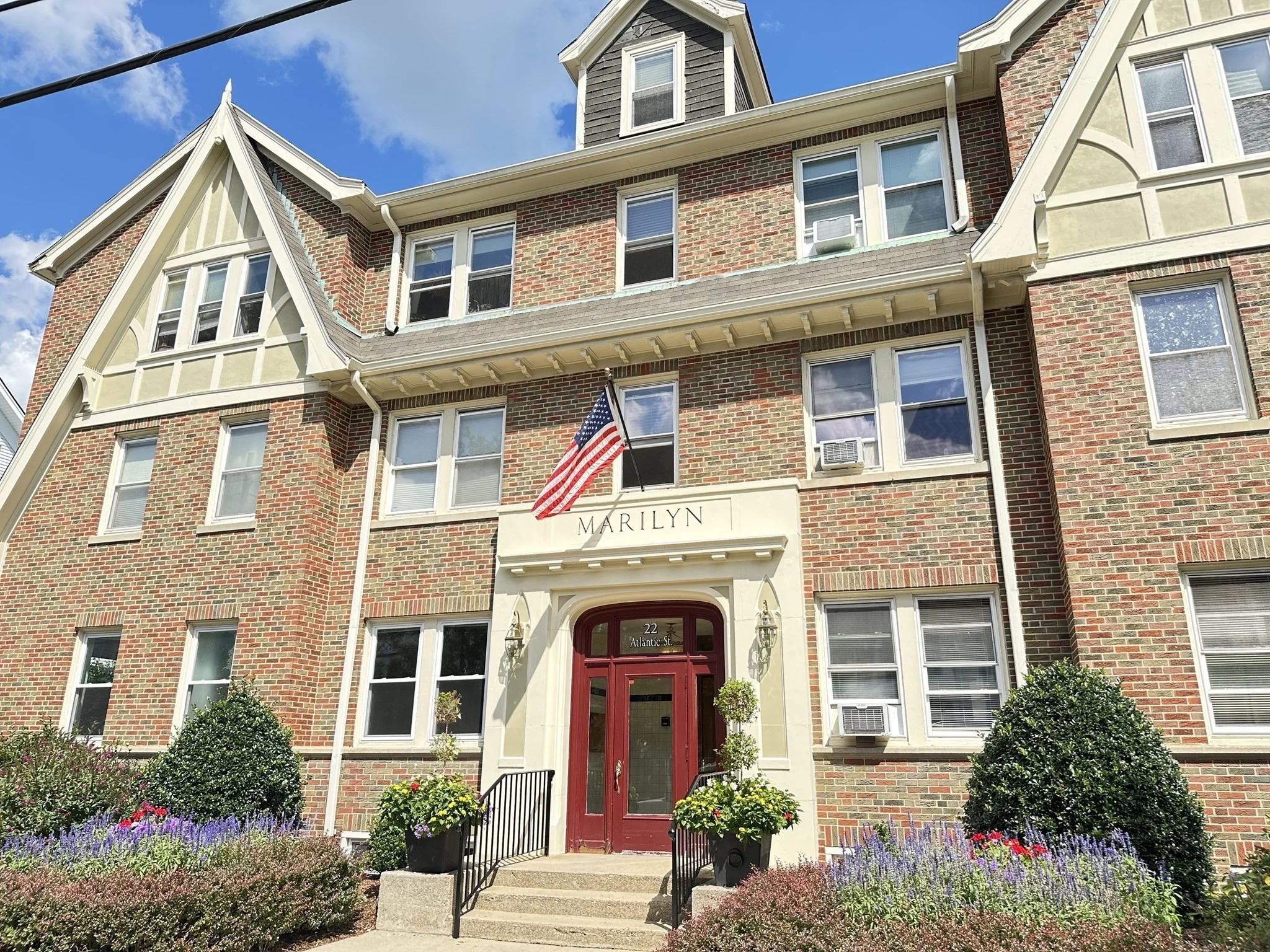 1 bed, 1 bath apartment for rent at 22 Atlantic Unit 7, Lynn