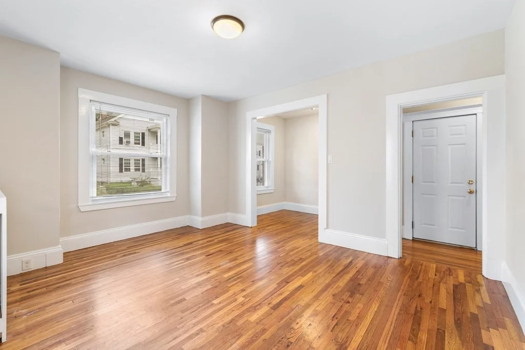 3 bed, 1 bath apartment for rent at 22 Auburn St Unit 1, Malden — photo 3 of 14