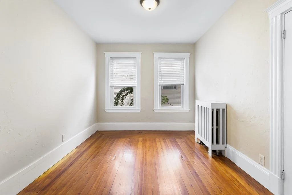 3 bed, 1 bath apartment for rent at 22 Auburn St Unit 1, Malden — photo 8 of 14