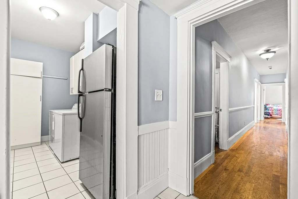 4 bed, 1 bath apartment for rent at 22 Auburn St Unit 3, Malden — photo 20 of 22