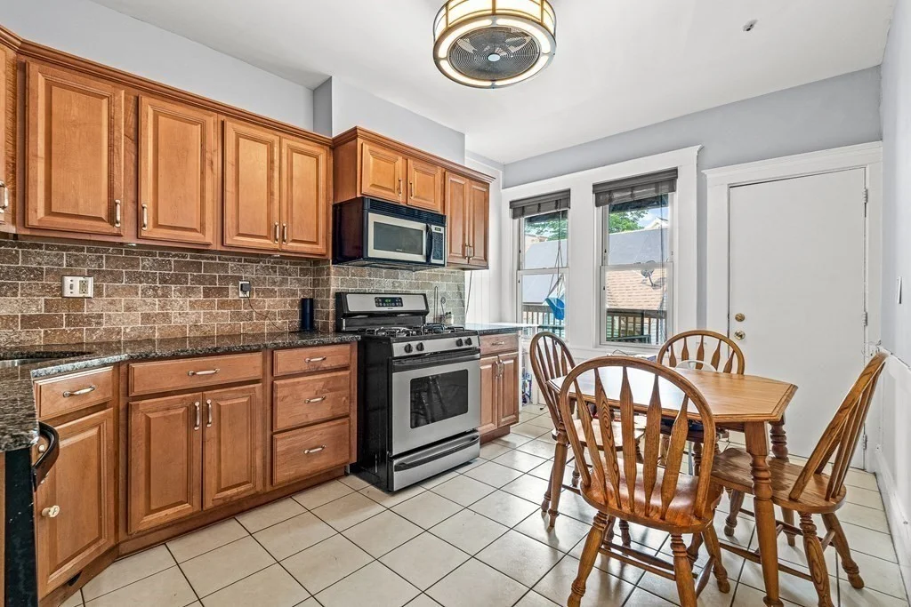 4 bed, 1 bath apartment for rent at 22 Auburn St Unit 3, Malden