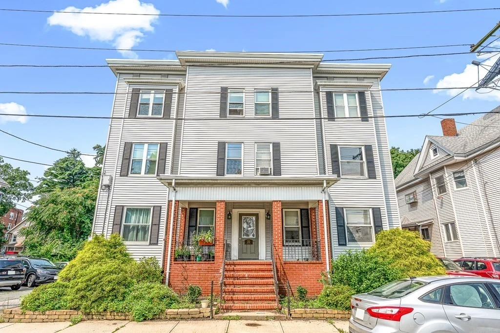 4 bed, 1 bath apartment for rent at 22 Auburn St Unit 3, Malden — photo 1 of 22