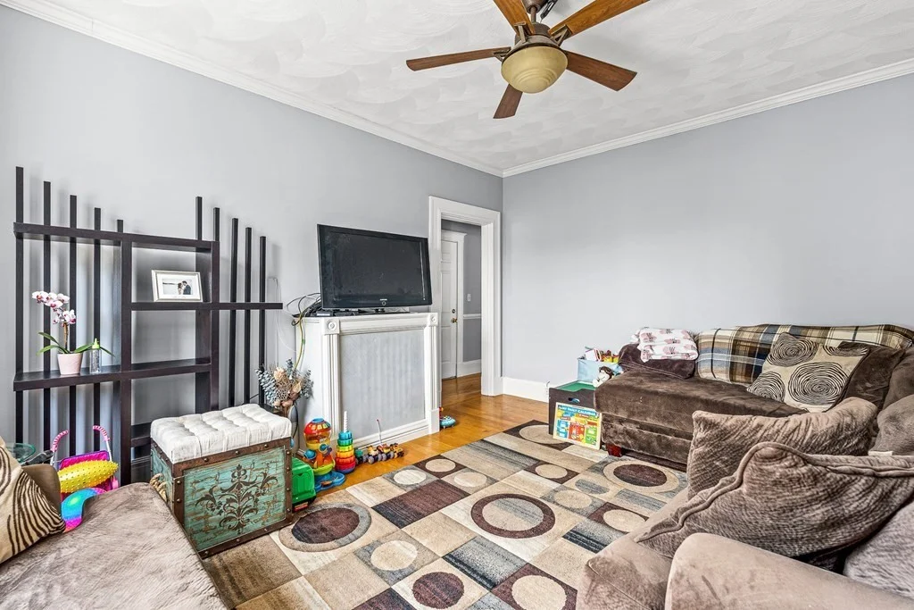 4 bed, 1 bath apartment for rent at 22 Auburn St Unit 3, Malden — photo 7 of 22