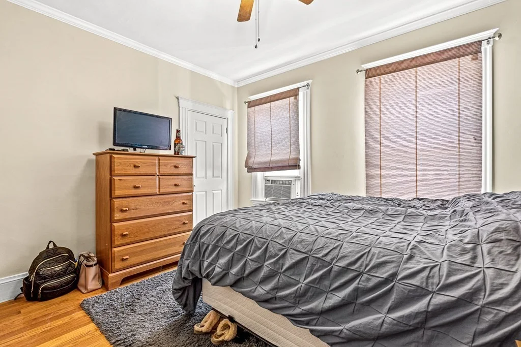 4 bed, 1 bath apartment for rent at 22 Auburn St Unit 3, Malden — photo 14 of 22