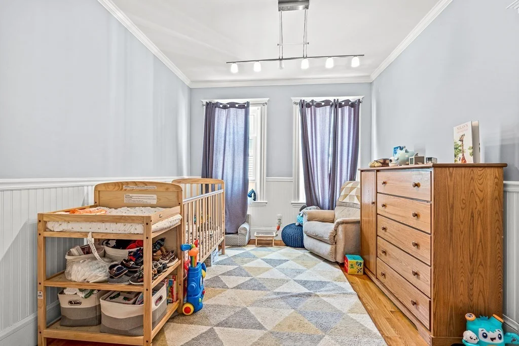 4 bed, 1 bath apartment for rent at 22 Auburn St Unit 3, Malden — photo 11 of 22