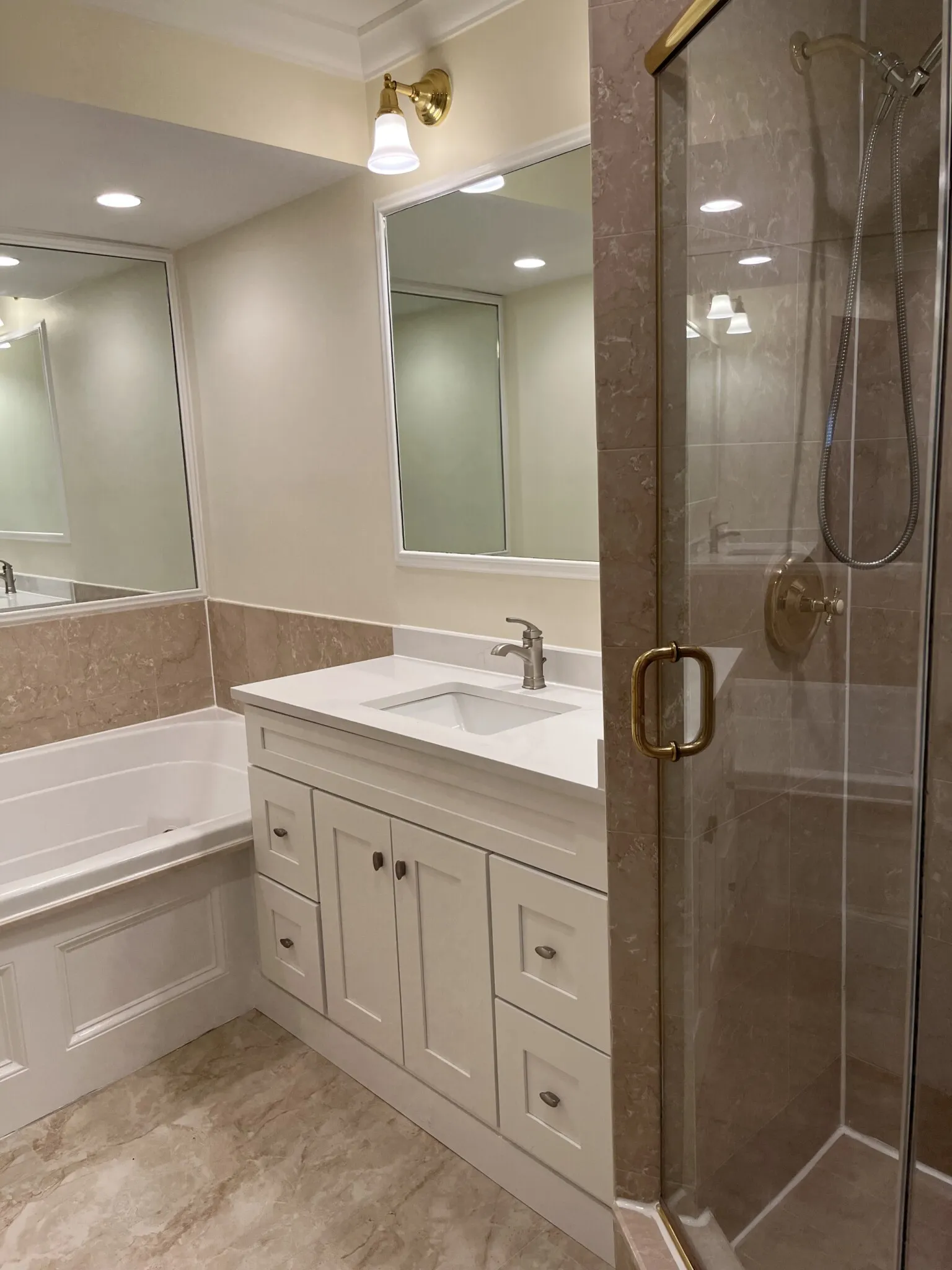 3 bed, 3 bath apartment for rent at 22 Beacon St Unit 2, Boston Downtown — photo 5 of 17