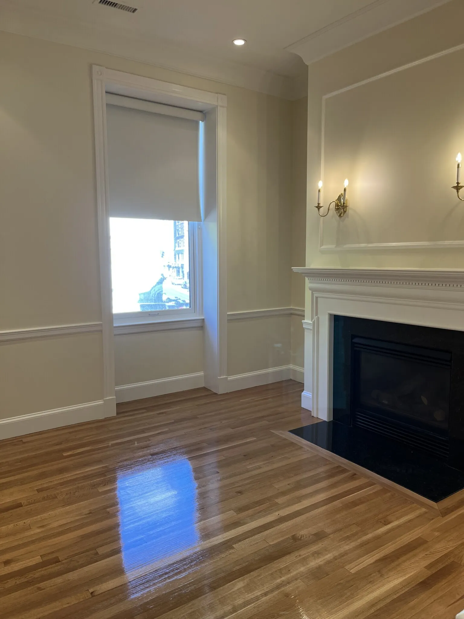3 bed, 3 bath apartment for rent at 22 Beacon St Unit 2, Boston Downtown — photo 4 of 17