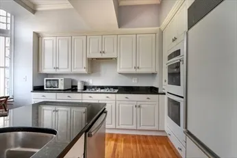 3 bed, 3 bath apartment for rent at 22 Beacon St Unit 3, Boston Downtown — photo 6 of 30