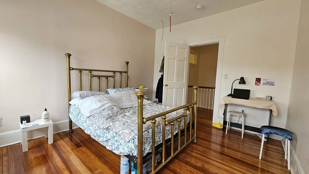 3 bed, 2 bath apartment for rent at 22 Belmont St Unit 3, Watertown — photo 6 of 16