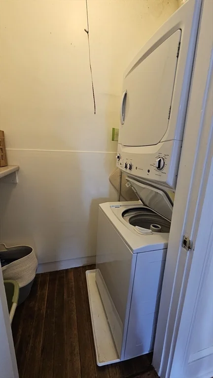 3 bed, 2 bath apartment for rent at 22 Belmont St Unit 3, Watertown — photo 14 of 16