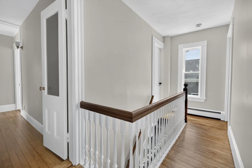 5 bed, 2 bath apartment for rent at 22 Berkeley St Unit A, Reading — photo 24 of 42