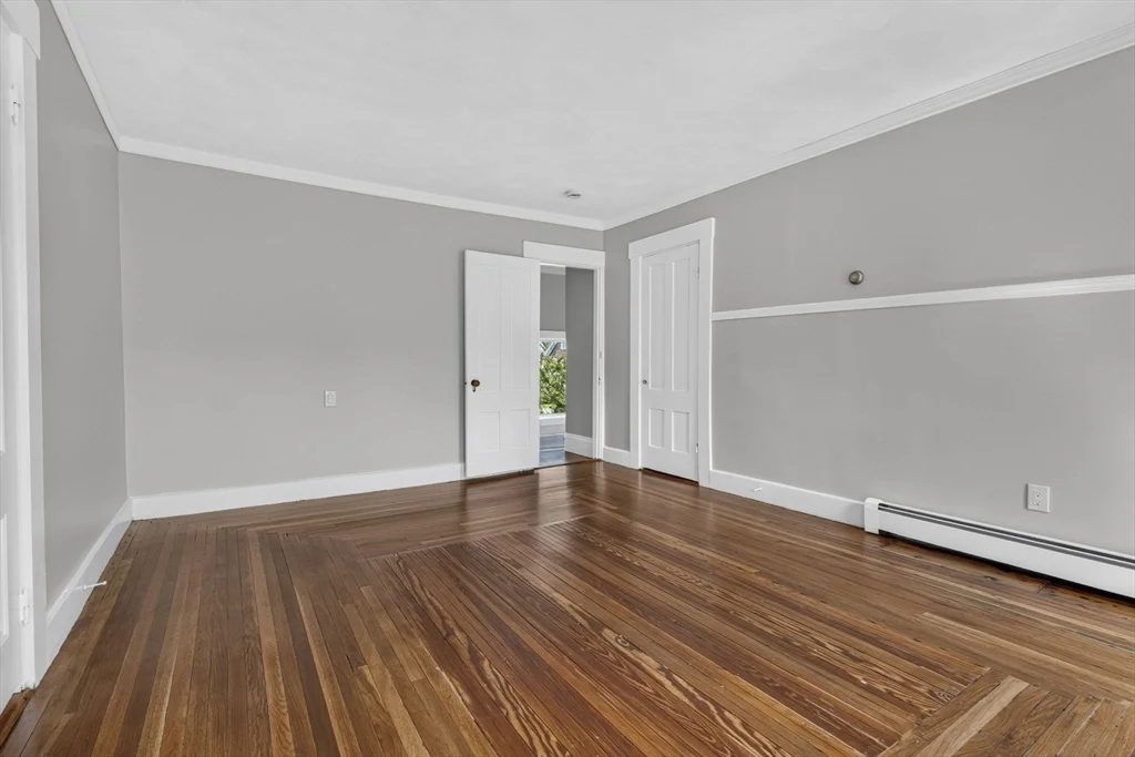 5 bed, 2 bath apartment for rent at 22 Berkeley St Unit A, Reading — photo 33 of 42