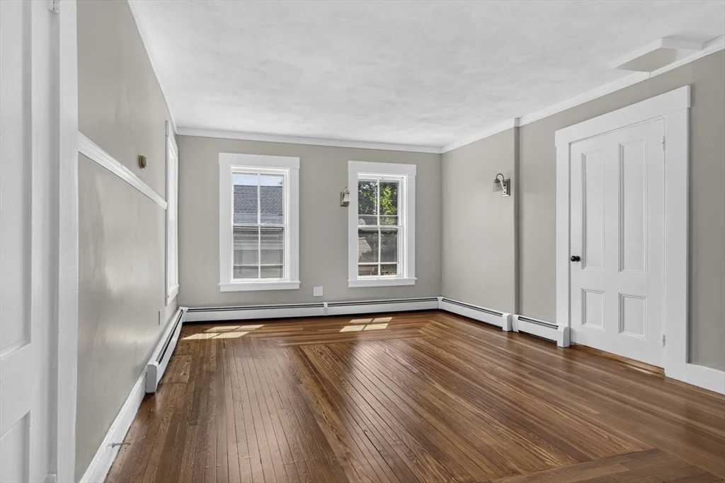 5 bed, 2 bath apartment for rent at 22 Berkeley St Unit A, Reading — photo 30 of 42