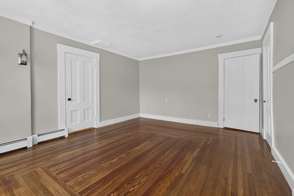 5 bed, 2 bath apartment for rent at 22 Berkeley St Unit A, Reading — photo 31 of 42