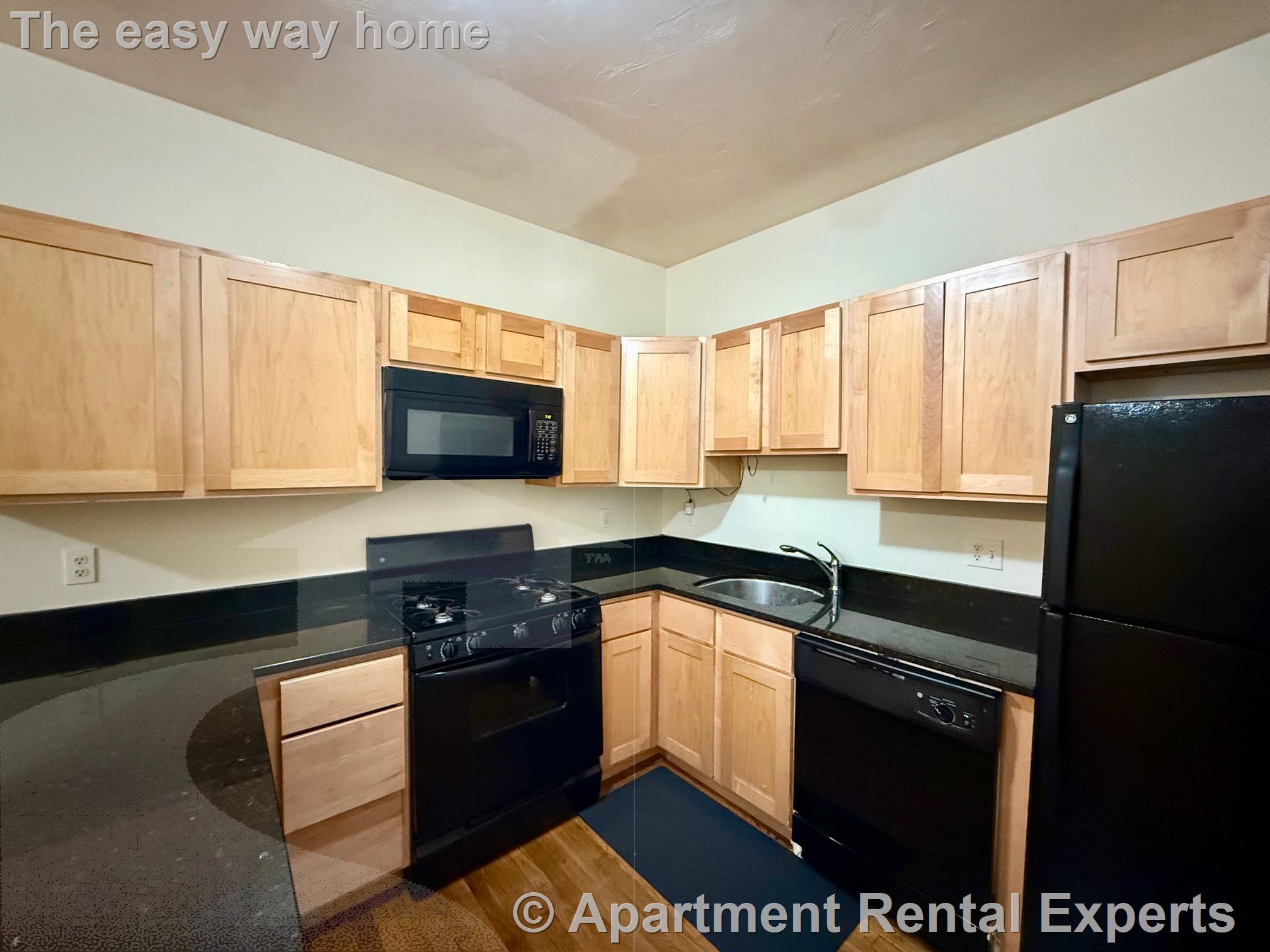 2 bed, 1 bath apartment for rent at 22 Bow St Unit 1, Union Square — photo 2 of 10