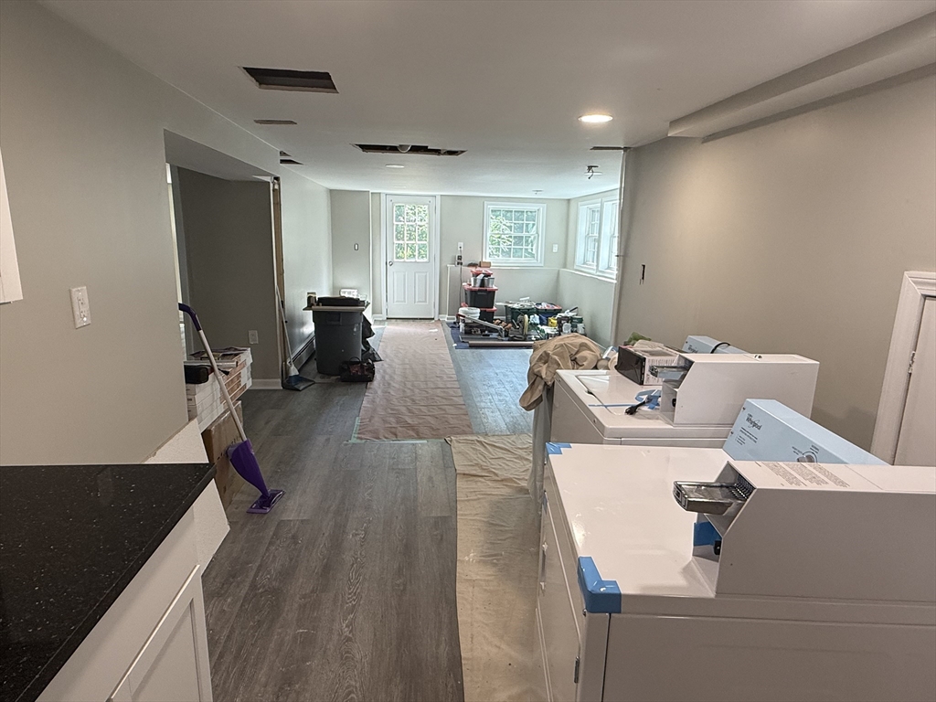 3 bed, 1 bath apartment for rent at 22 Boyden St Unit 1, Worcester — photo 3 of 6