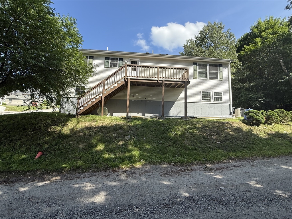 3 bed, 1 bath apartment for rent at 22 Boyden St Unit 1, Worcester