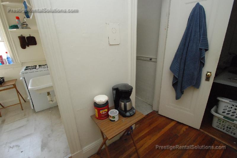 Studio bed, 1 bath apartment for rent at 22 Boylston St Unit 22, Jamaica Plain — photo 3 of 15