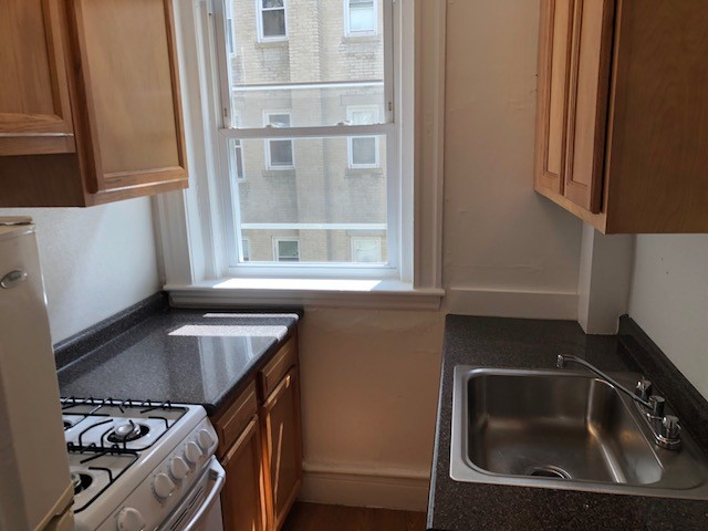 Studio bed, 1 bath apartment for rent at 22 Boylston St Unit 22, Jamaica Plain — photo 11 of 15