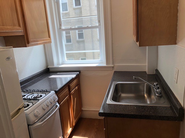 Studio bed, 1 bath apartment for rent at 22 Boylston St Unit 22, Jamaica Plain — photo 9 of 15