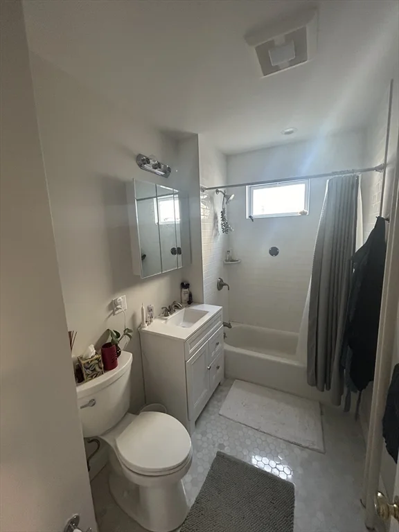3 bed, 1 bath apartment for rent at 22 Bradbury Unit 22, Allston — photo 6 of 10