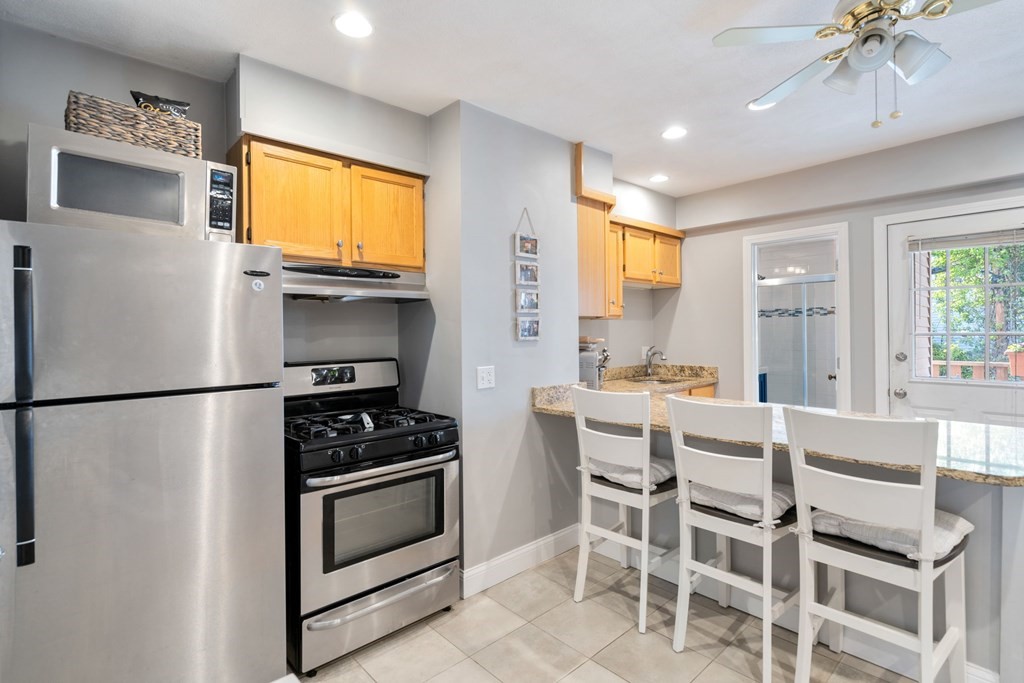 1 bed, 1 bath apartment for rent at 22 South Bremen St Unit 2, East Boston — photo 1 of 9