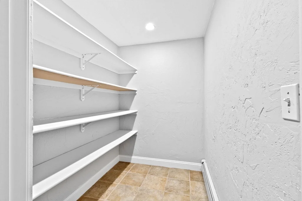 3 bed, 1 bath apartment for rent at 22 Broad Oak Way Unit A, Hanover — photo 5 of 31