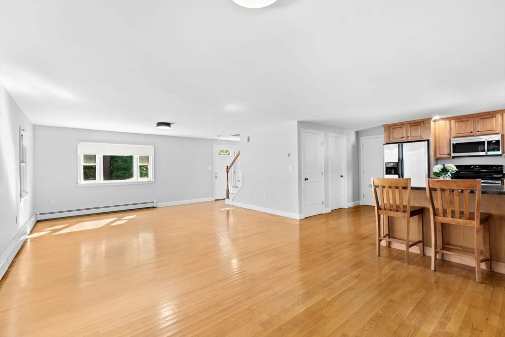 3 bed, 1 bath apartment for rent at 22 Broad Oak Way Unit A, Hanover — photo 6 of 31