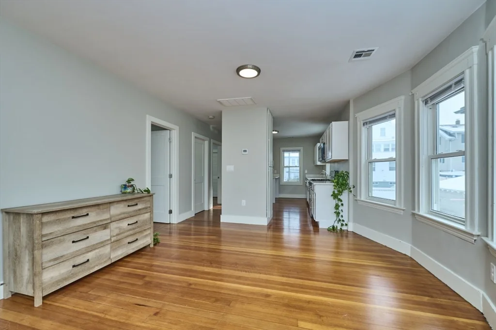 3 bed, 1 bath apartment for rent at 22 Burget Ave Unit 2, Tufts University — photo 8 of 18