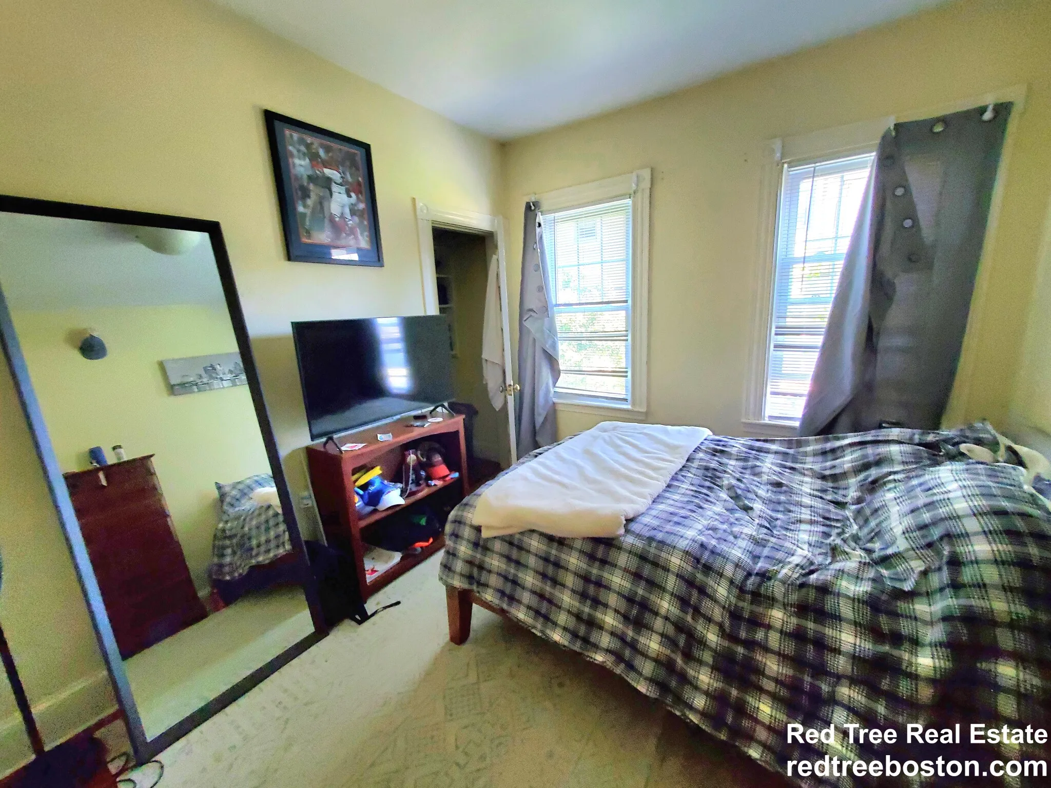 4 bed, 2 bath apartment for rent at 22 Burton St Unit 1, Brighton — photo 12 of 46
