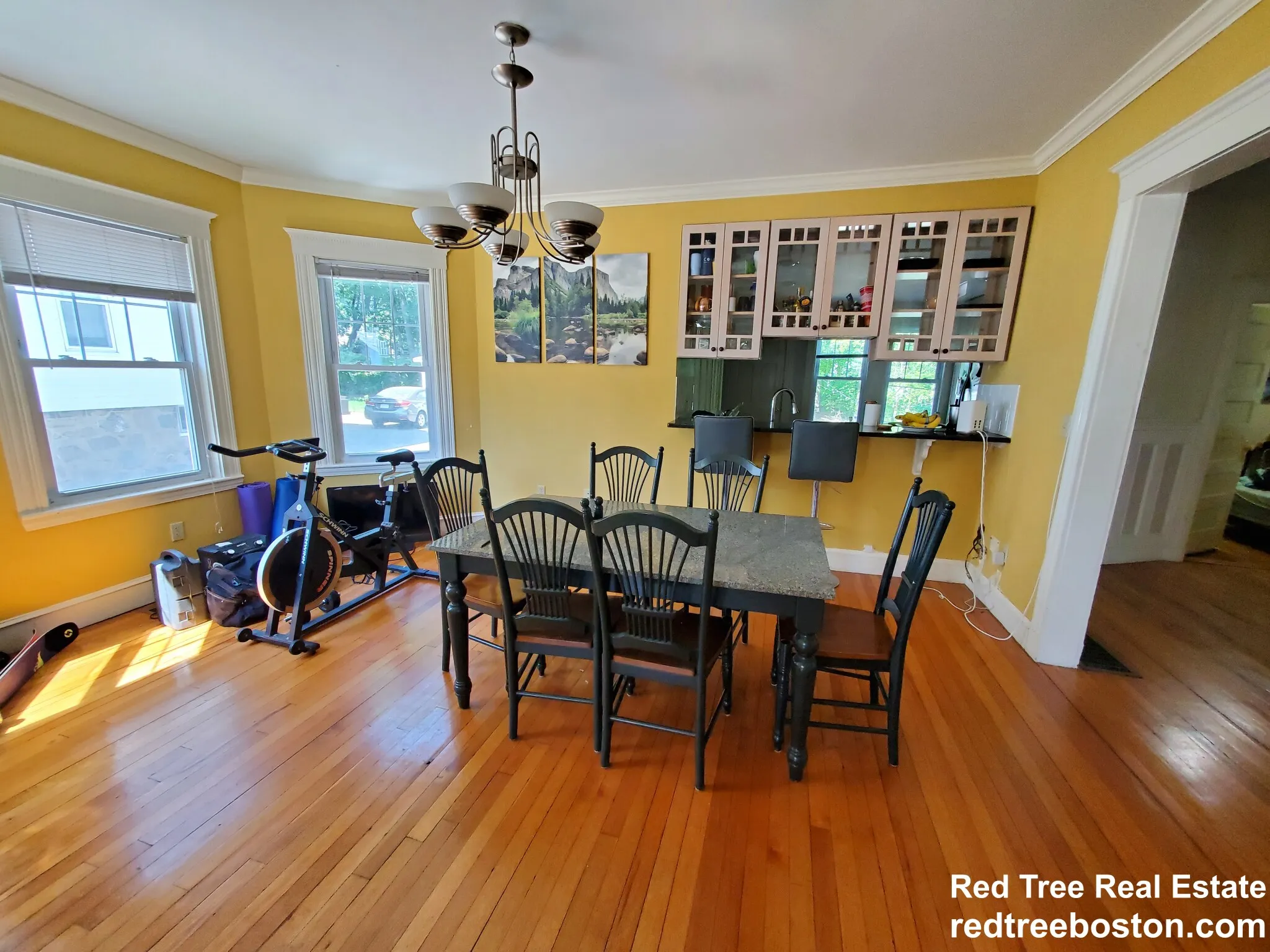 4 bed, 2 bath apartment for rent at 22 Burton St Unit 1, Brighton — photo 5 of 46