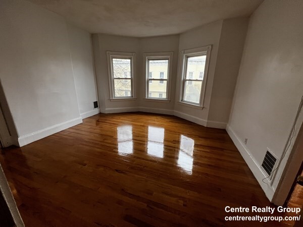 3 bed, 1 bath apartment for rent at 22 Bynner St Unit 2, Jamaica Plain