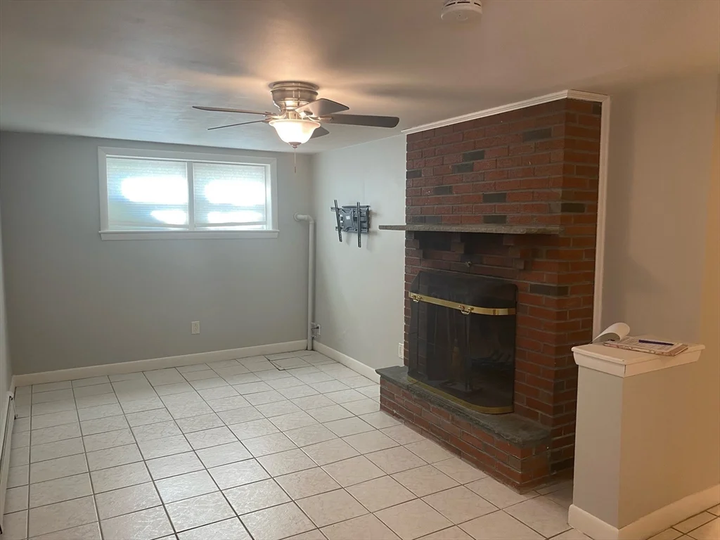 1 bed, 1 bath apartment for rent at 22 Carlson Ave Unit B, Revere — photo 6 of 10