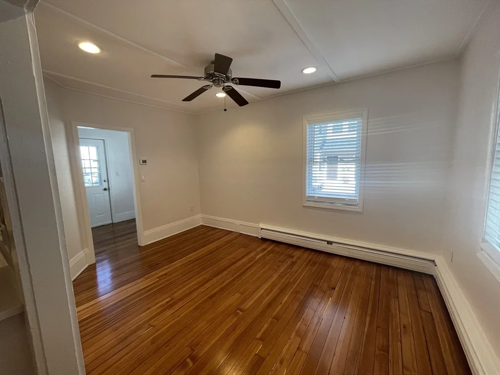 2 bed, 1 bath apartment for rent at 22 Carlton St Unit 1, Glenwood — photo 3 of 14