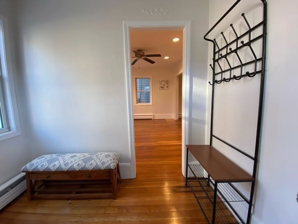 2 bed, 1 bath apartment for rent at 22 Carlton St Unit 1, Glenwood — photo 1 of 14