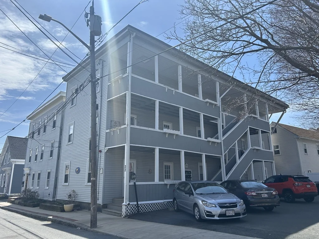 2 bed, 1 bath apartment for rent at 22 Carlton St Unit 1, Glenwood — photo 13 of 14