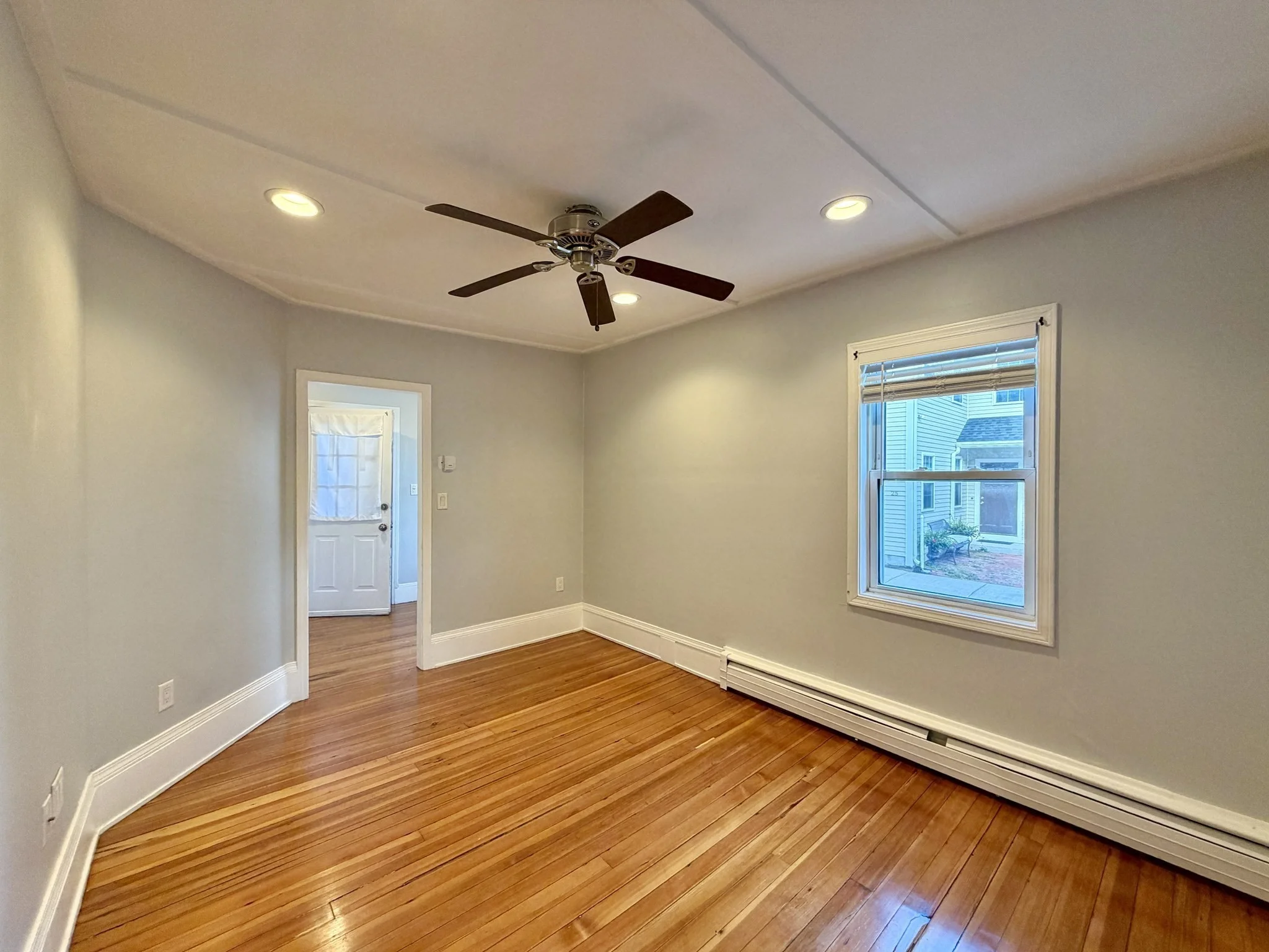 2 bed, 1 bath apartment for rent at 22 Carlton St Unit 1, Salem — photo 1 of 13