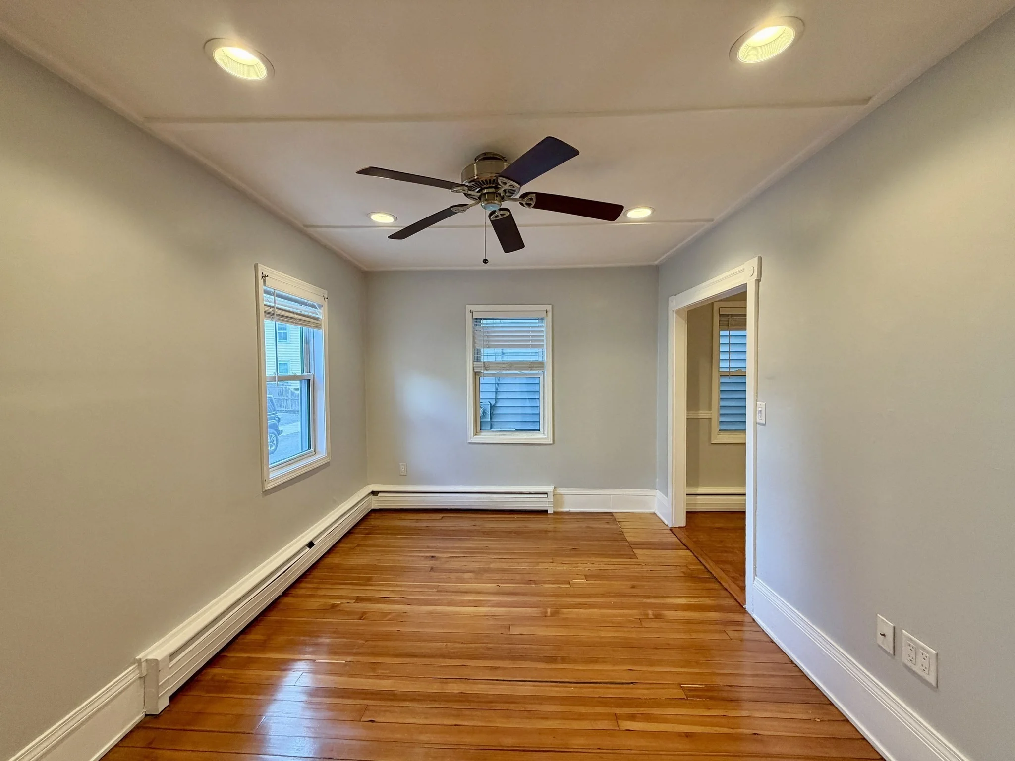 2 bed, 1 bath apartment for rent at 22 Carlton St Unit 1, Salem — photo 2 of 13