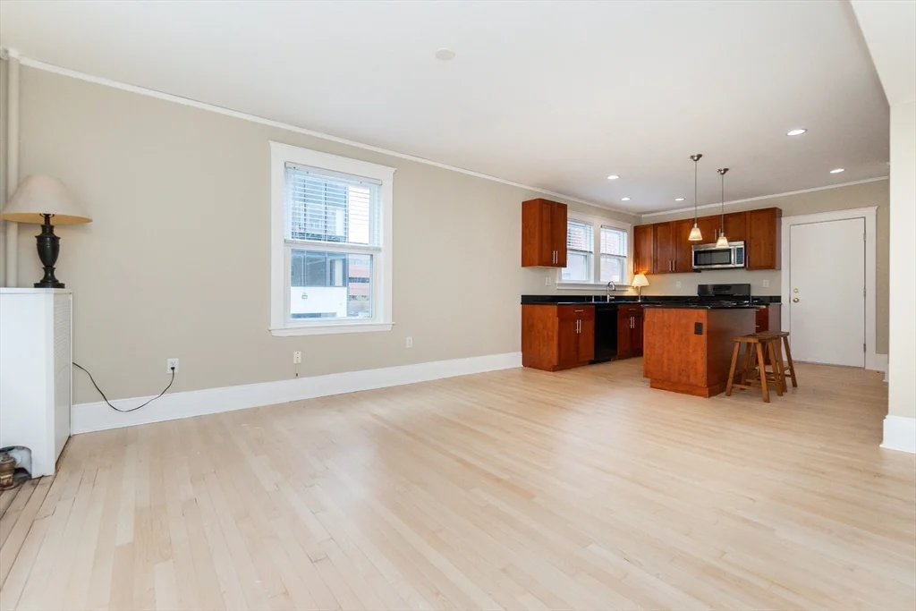 3 bed, 2 bath apartment for rent at 22 Centre St Unit 3, Harvard Square — photo 16 of 21