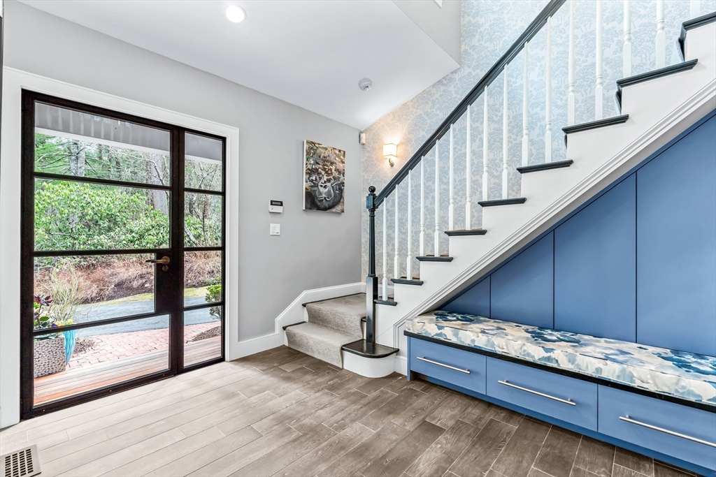 5 bed, 4+ bath apartment for rent at 22 Chadwick Rd Unit 22, Weston — photo 13 of 32