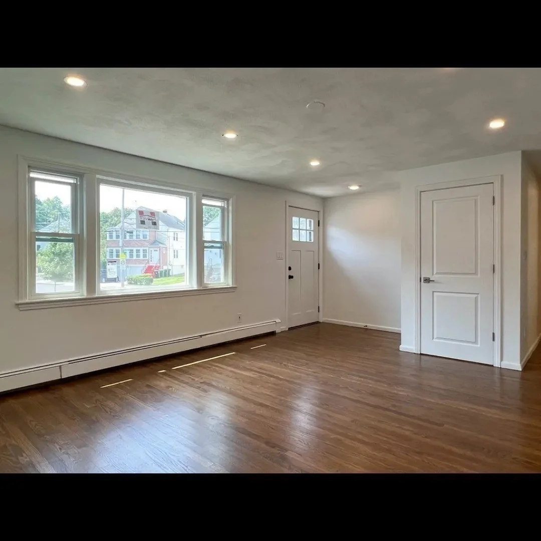 3 bed, 2 bath apartment for rent at 22 Chandler St Unit 2, Watertown — photo 6 of 28