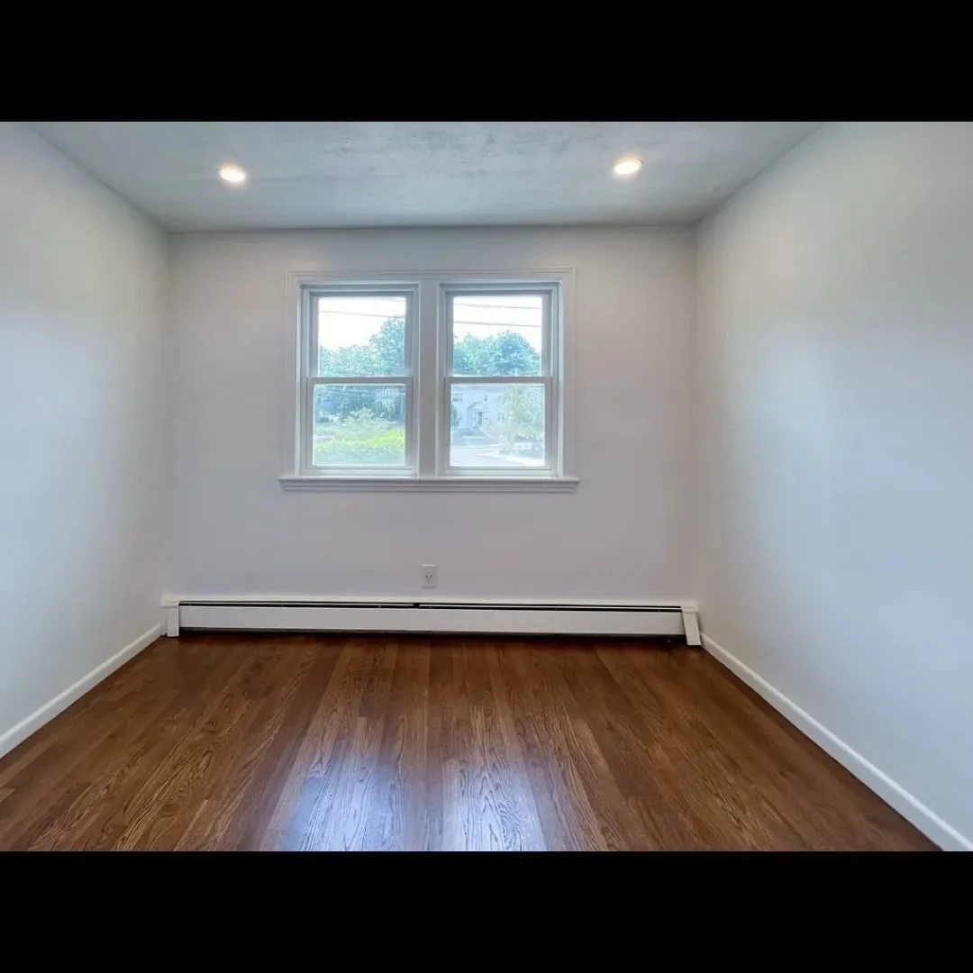 3 bed, 2 bath apartment for rent at 22 Chandler St Unit 2, Watertown — photo 25 of 28