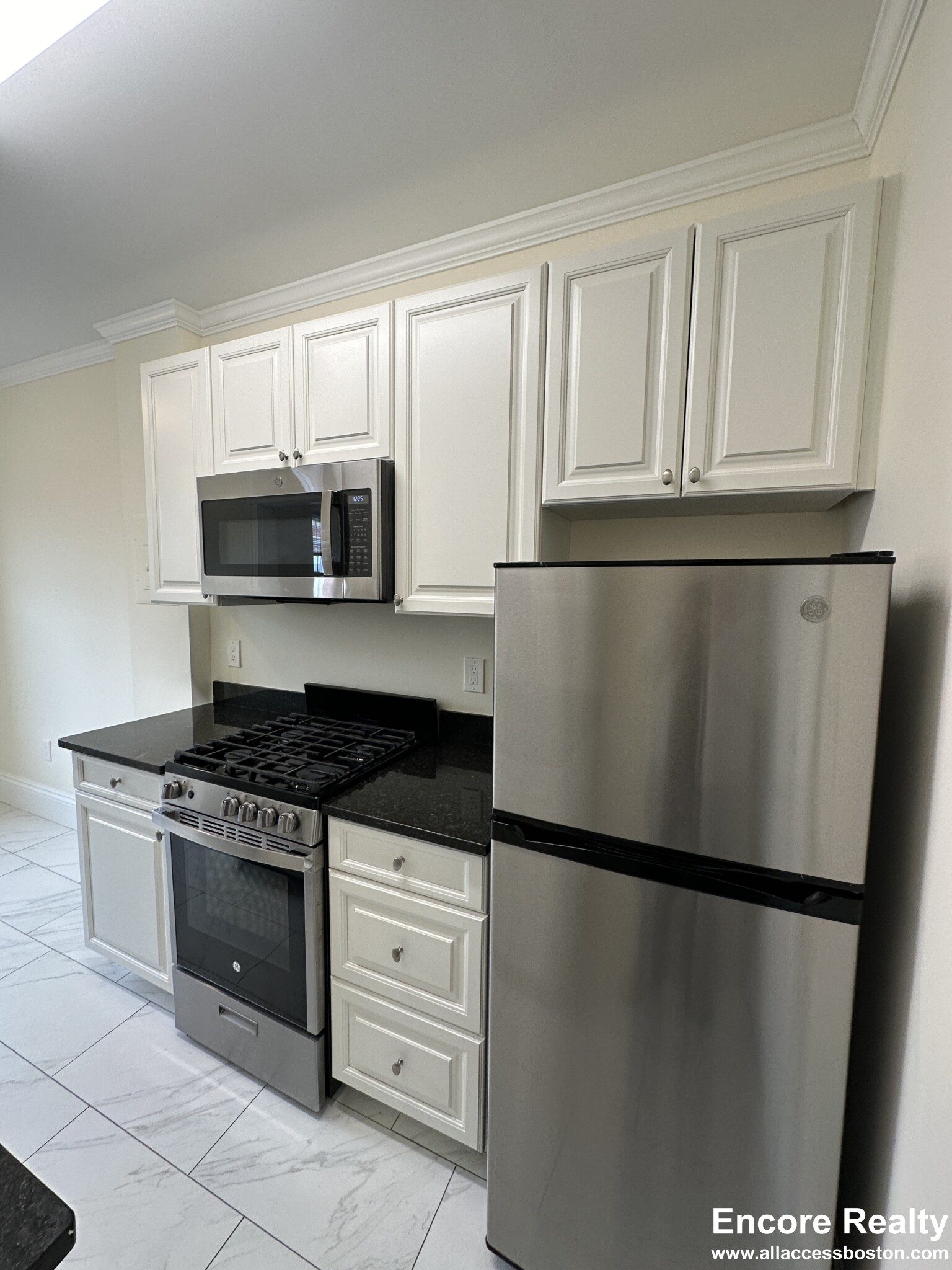 Studio bed, 1 bath apartment for rent at 22 Chauncy St Unit 20, Neighborhood Nine — photo 6 of 14