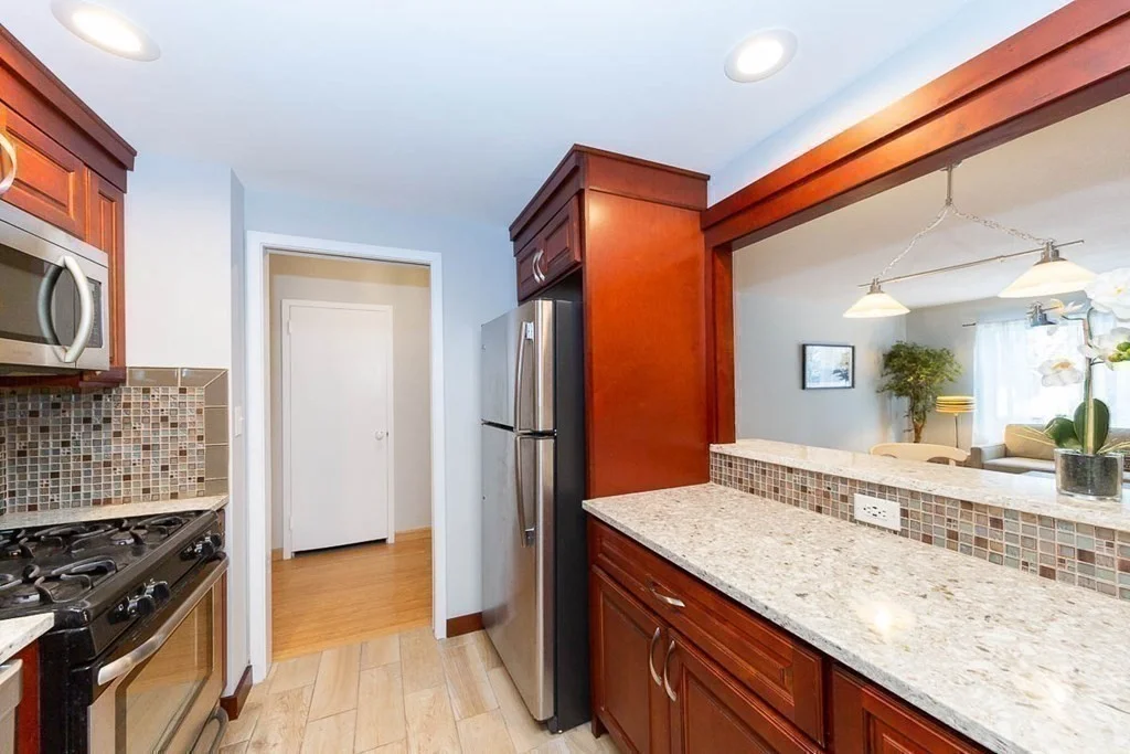 2 bed, 2 bath apartment for rent at 22 Chestnut Pl Unit 114, Brookline — photo 6 of 17