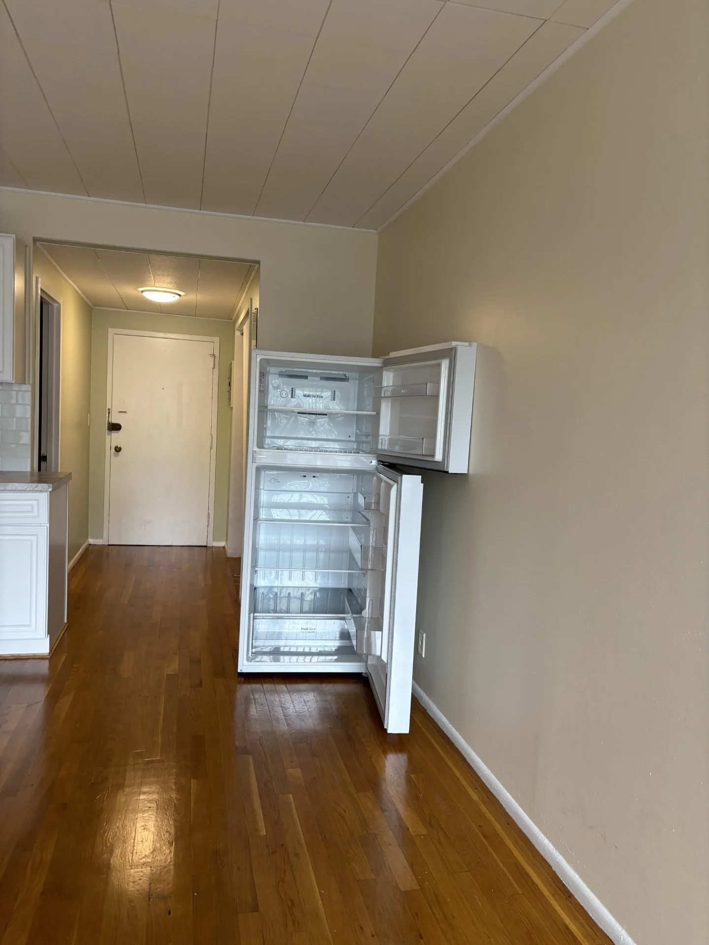1 bed, 1 bath apartment for rent at 22 Chestnut Pl Unit M4, Brookline Village — photo 3 of 8
